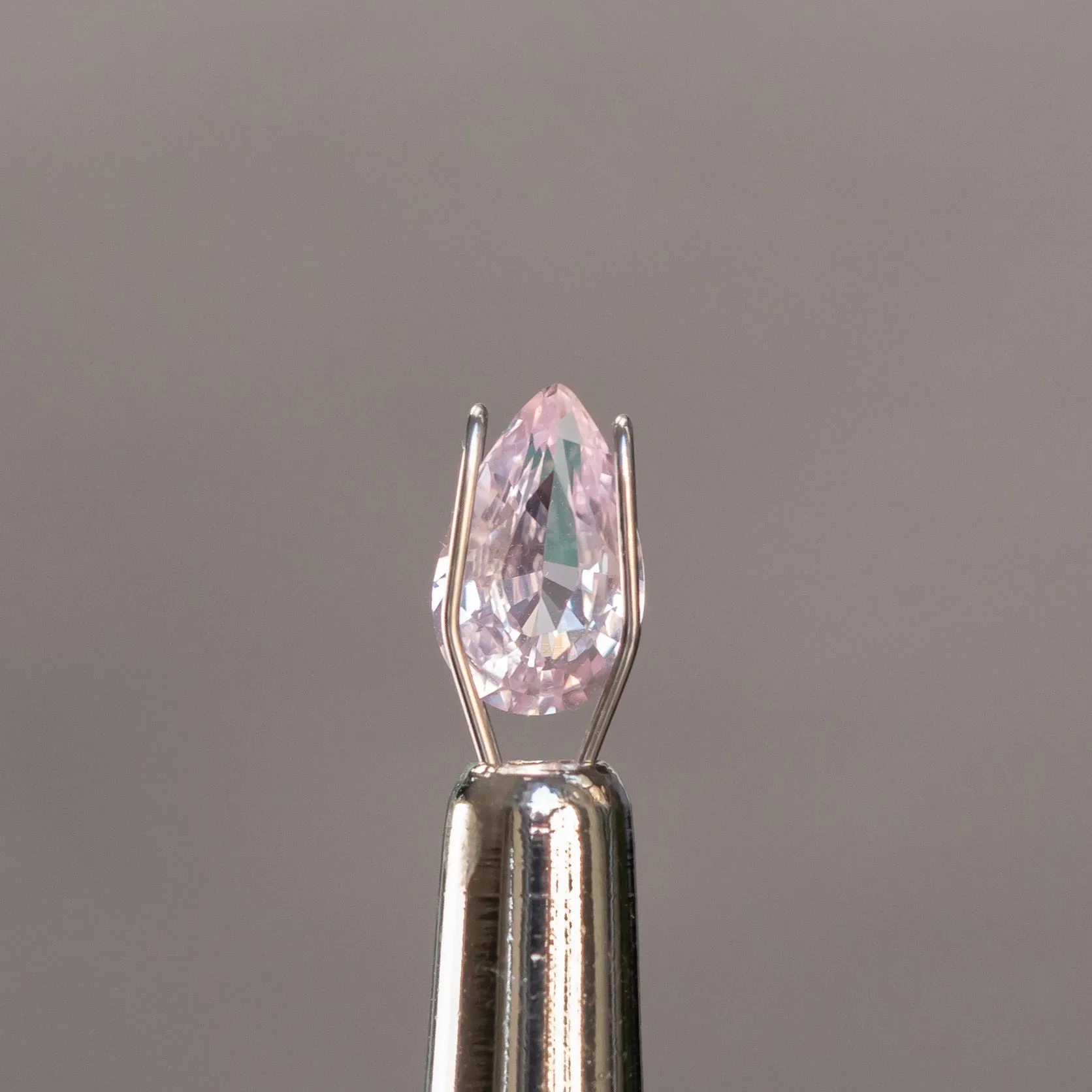 1.03CT PEAR MADAGASCAR SAPPHIRE, BABY PINK, 8X5X3.26MM, UNHEATED