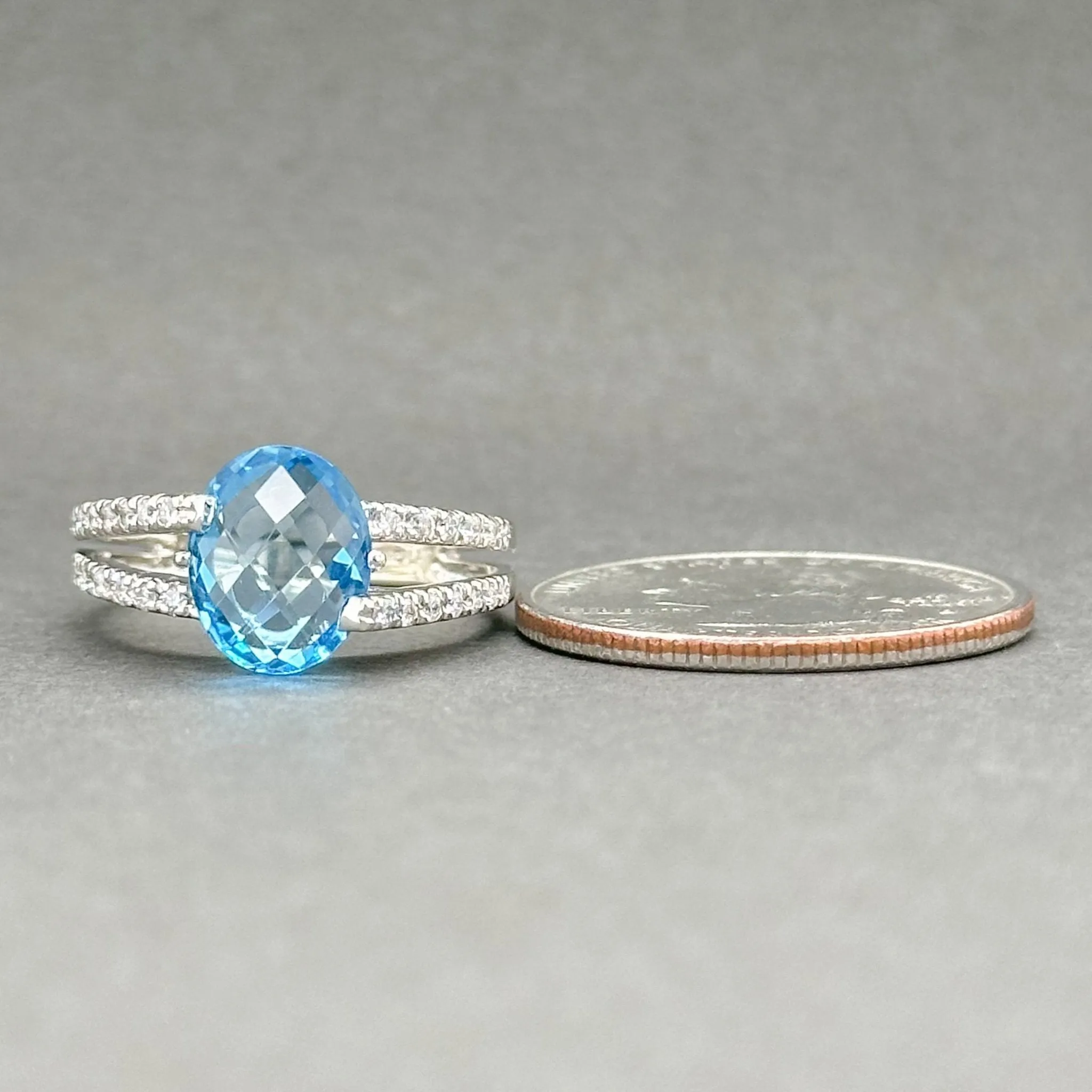 Estate 14K W Gold 2.93ct Blue Topaz & 0.13ctw G-H/SI1-2 Diamond Ring