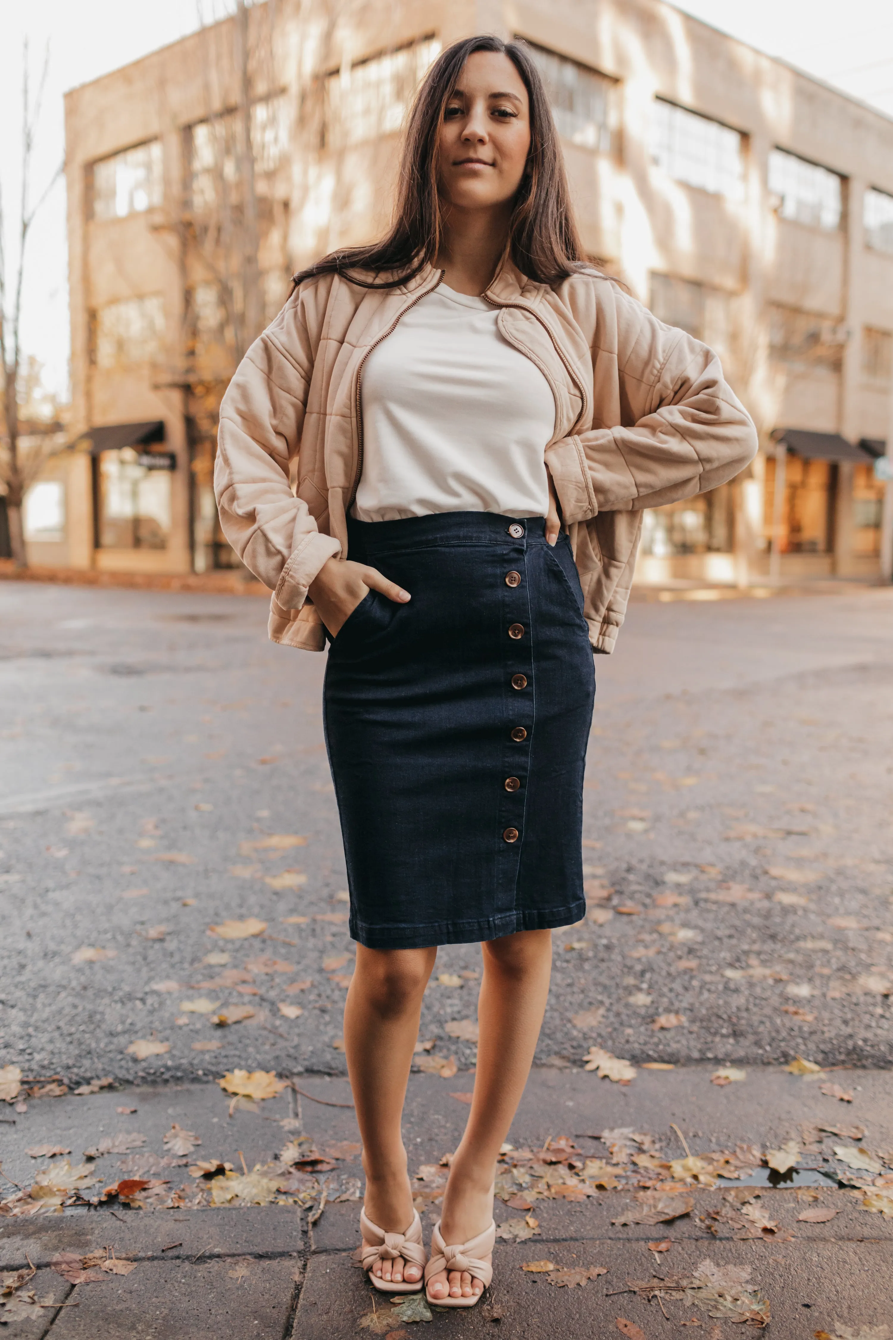 Side Button Denim Skirt in Dark Denim (Extended Sizing)