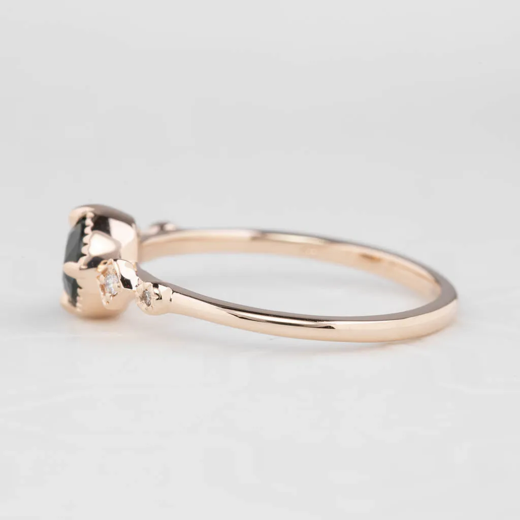 Stella Ring 5mm 0.60ct Green Queensland Sapphire 14K Rose Gold