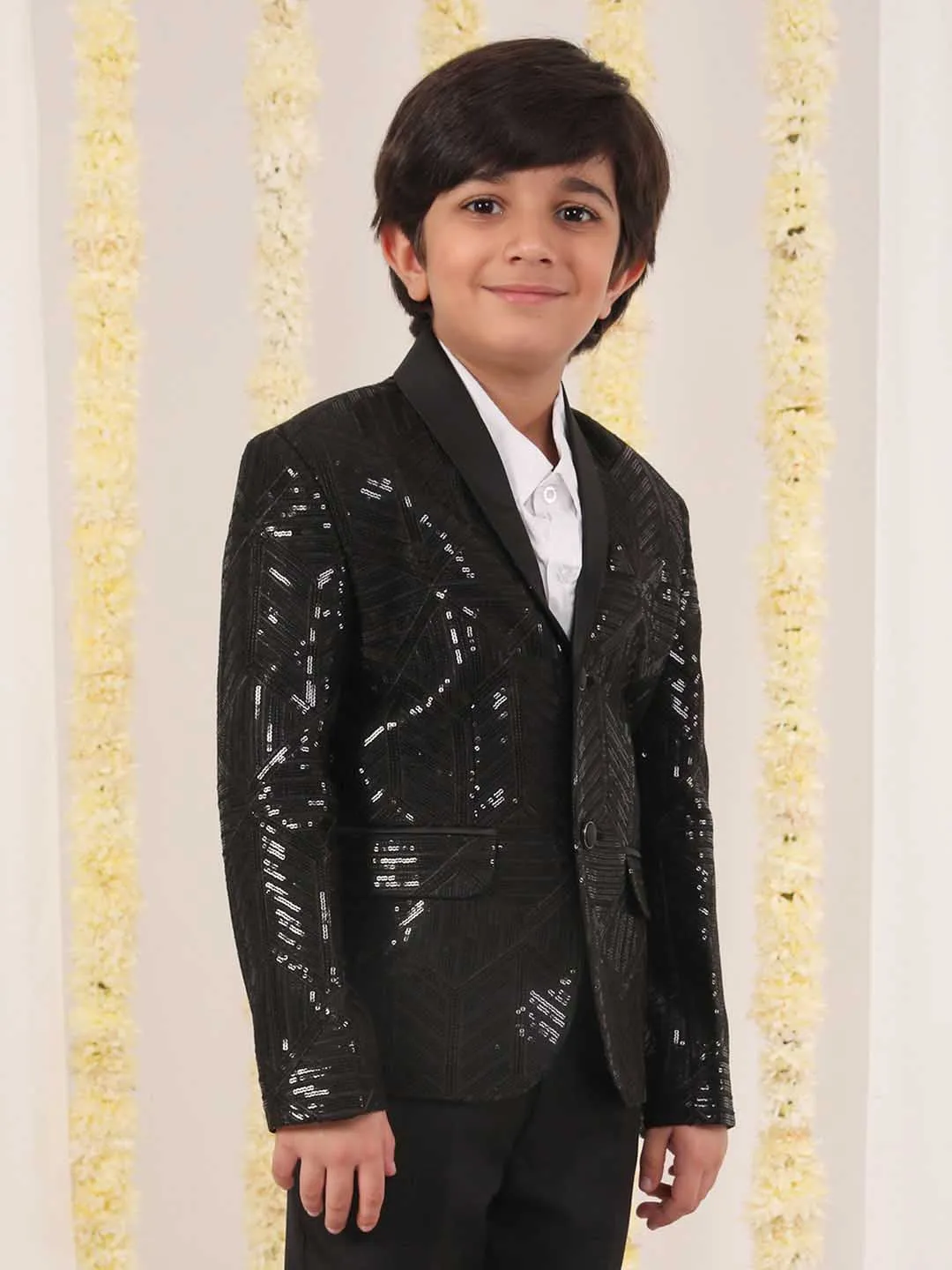 VASTRAMAY Boy's Black Embellished Blazer