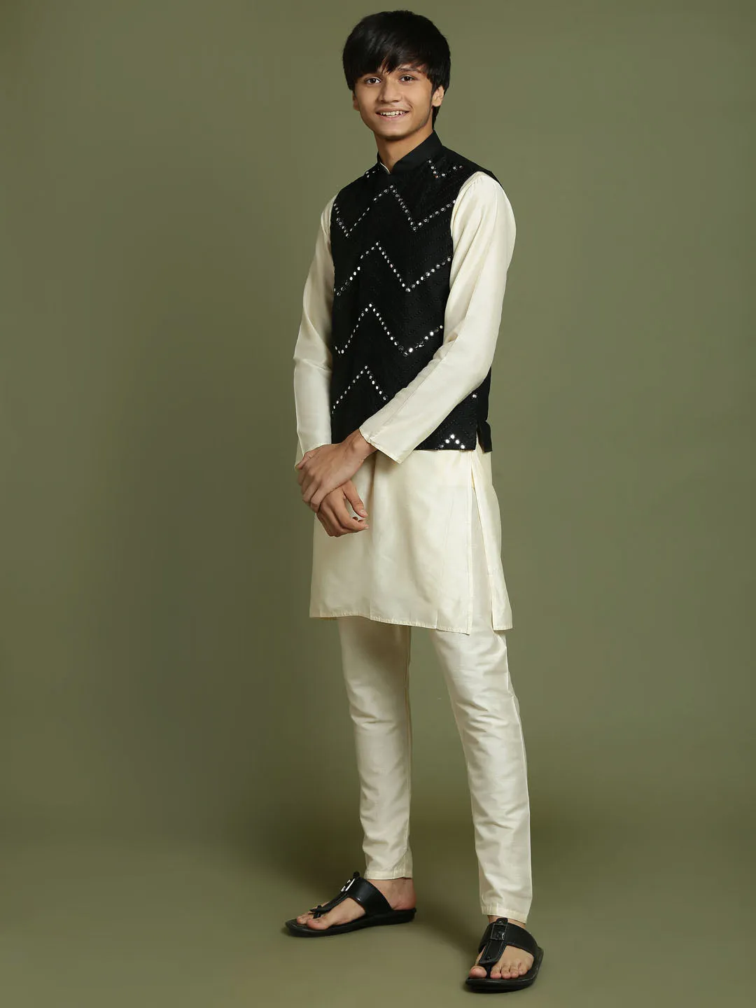 VASTRAMAY Boy's Black Mirror Work Jacket And Solid Kurta Pyjama Set