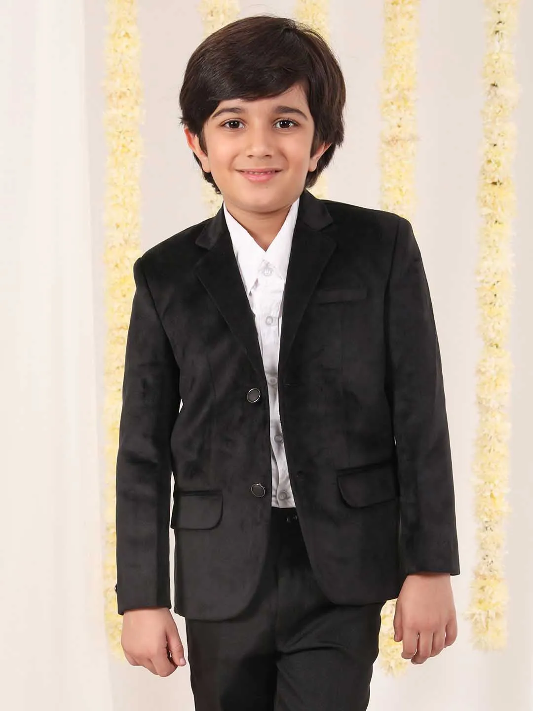 VASTRAMAY Boy's Black Velvet Blazer